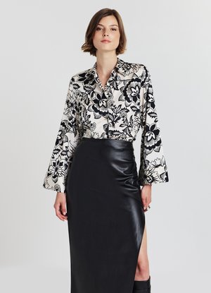 KIMONO SIMIL FANTASIA - Button-down blouse - var ultrablack