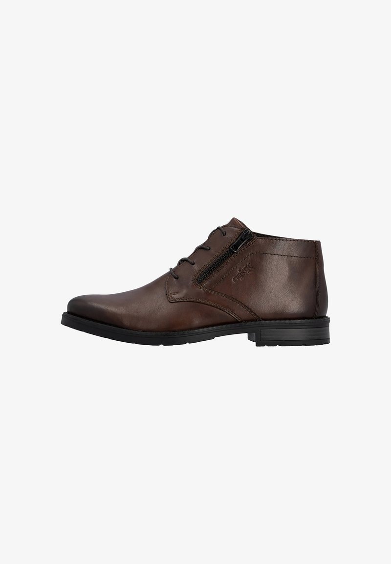 Bottine en cuir brun foncé avec semelle noire, lacets à l'avant, fermeture éclair latérale et logo de marque discrètement embossé près de la fermeture éclair.