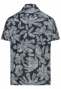 Kurzärmliges marineblaues Hemd mit einem weißen Blumenmuster, das einen strukturierten Stoff und ein klassisches Kragen-Design aufweist.