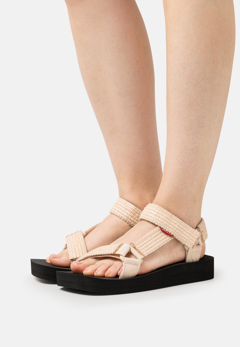 Levi's® CADYS LOW Sandals natural tan/beige Zalando.co.uk