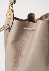 Furla SFERA BUCKET BAG - Schoudertas - stucco gray