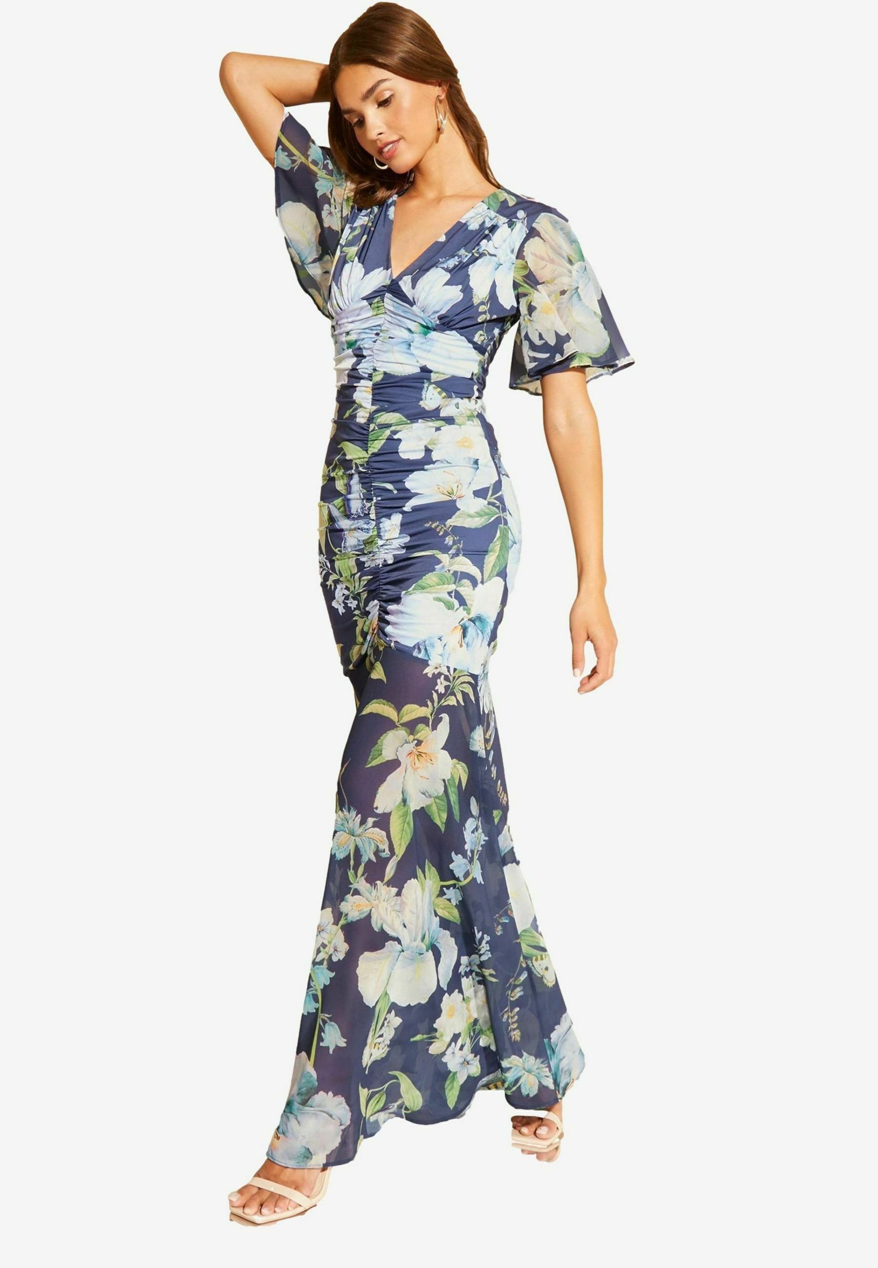 Lipsy FLUTTER SLEEVE V NECK PETITE - Maxi dress - blue floral/blue - Zalando