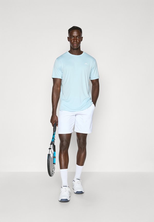 ADE  - Basic T-shirt - winter sky4