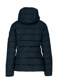 Doudoune marine avec capuche, design matelassé, présentant une impression tonale "ITALIA" et "1969". Le matériau semble lisse et synthétique.