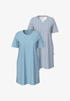 Twee korte jurken: de ene is effen lichtblauw, de andere heeft dunne verticale roze en blauwe strepen. Beide hebben korte mouwen en een ronde hals.