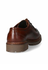 Shoe in pelle marrone con finitura liscia, punta arrotondata e suola in gomma resistente. Presenta cuciture a contrasto e un design a taglio basso.