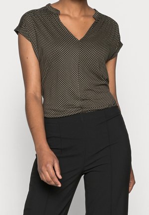 OPUS, T-shirt print - olive