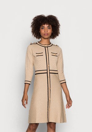 QUALIFIABLE - Kjole - beige