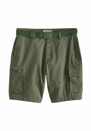 Vihreät cargo-shortsit, joissa on teksturoitu kangas, useita taskuja ja yhteensopiva vihreä vyö, jossa on suorakulmainen solki.