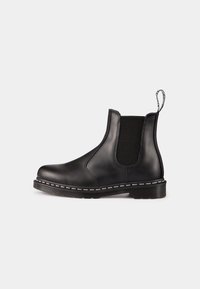 Dr. Martens Šněrovací kotníkové boty - black
