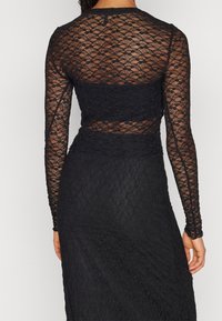 ONLY Langarmshirt - black