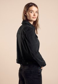Street One IM WASHED-LOOK - Denim jacket - schwarz