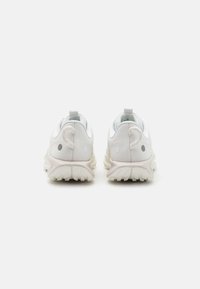 Nike Performance REACTX PEGASUS 5 - Chaussures de running - summit white/sail/light orewood brown