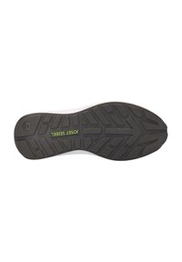 Schuhsohle mit einer strukturierten schwarzen GummOberfläche, die ein Muster aus Rillen sowie die Worte "JOSEF SEIBEL" und die Größe "42" in Grün aufweist.