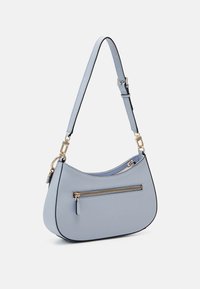 Guess NOELLE TOP ZIP SHOULDER BAG - Kabelka - sky blue