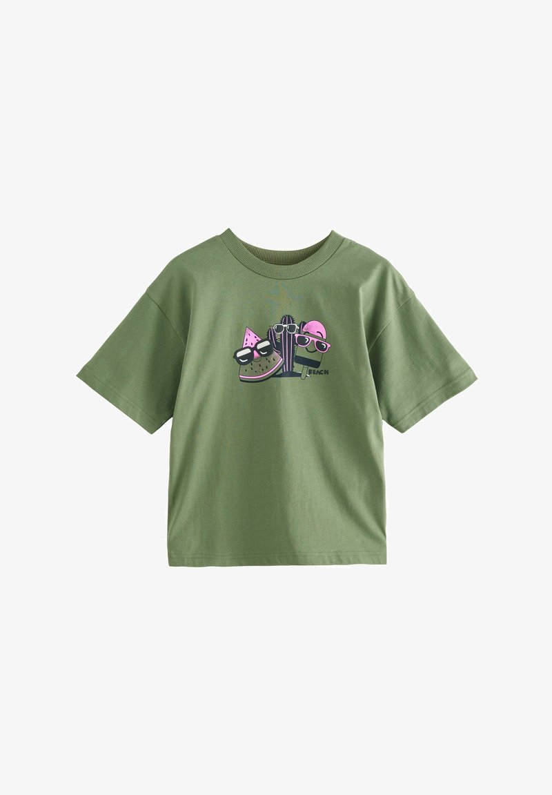 Olivgrünes Baumwoll-T-Shirt mit kurzen Ärmeln und rundem Ausschnitt, das einen bunten Grafikdruck von Früchten und einem Kaktus mit Sonnenbrille zeigt.