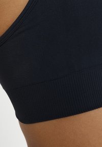 ONLY Play ONPDAISY-2 SEAM BRA  - Sports-BH-er med medium støtte - blue nights