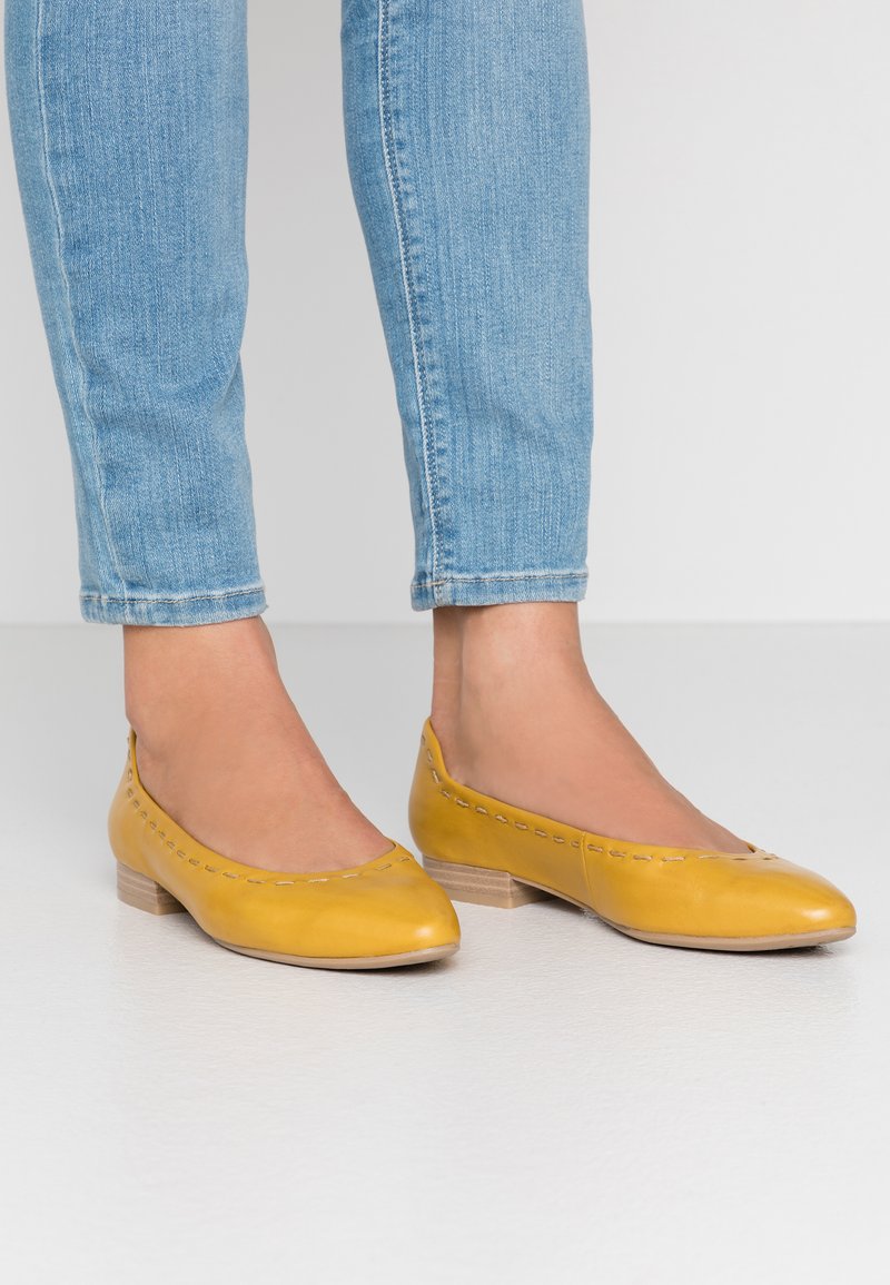Marco Tozzi Ballet pumps - sun