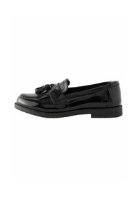 Loafers negri din piele lăcuită, cu vârf circular, detalii cu franjuri, talpă plată și cusături contrastante de-a lungul marginii superioare.