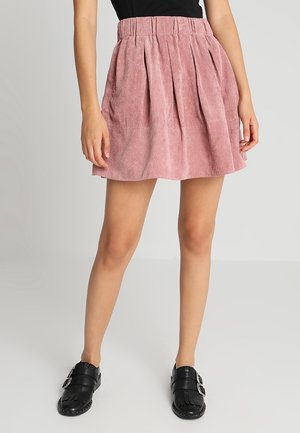 Gonna a campana - pink