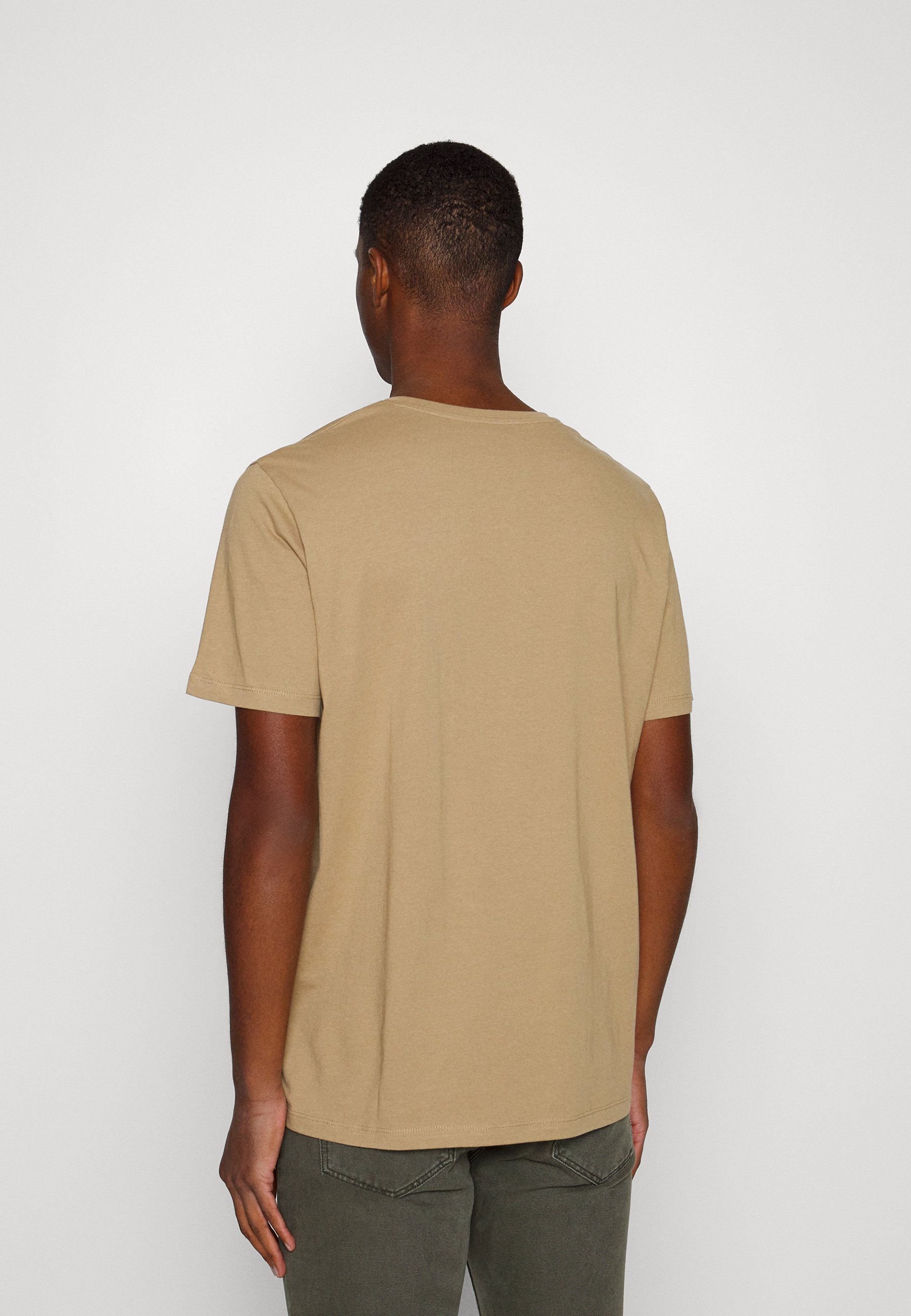T-Shirt Uomo SELECTED HOMME Slhaspen Logo SS O-Neck - Nero, XL, In Cotone Biologico