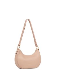 Roze leren handtas met een gebogen vorm, verstelbare schouderriem en gouden hardware accenten. Gelaagde oppervlakte met reliëf logo detail.