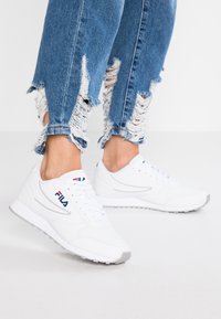 Fila - ORBIT - Sneakers basse - white Immagine in miniatura 1