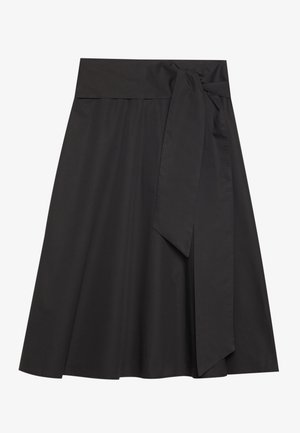 Juodas paklotas sijonas su plačiu juosmeniu ir kaspinėlio detale. Pagamintas iš lygios medžiagos, jis turi plačią siluetą ir kelių ilgio hemą.