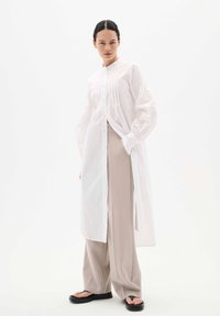 InWear CONOR - Tričkové šaty - pure white