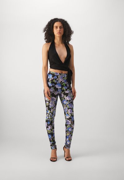 Ioannes WRAP VEST - Μπλούζα - black