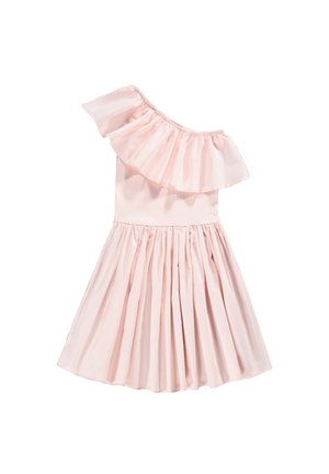 Rochie cu un singur umăr dintr-un material roz moale, cu un overlay volanat și fustă plisată. Textură ușoară, corset ajustat și talie elastică.