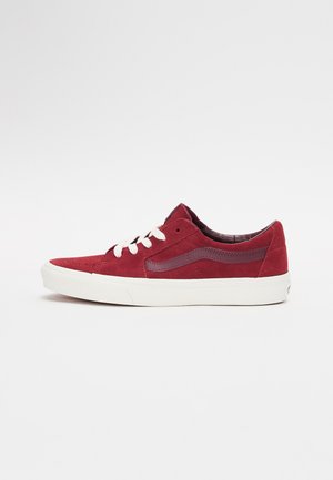 SK8 LOW UNISEX - Zapatillas - red