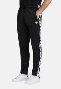 Arena RELAX IV TEAM - Pantalones deportivos - black white black