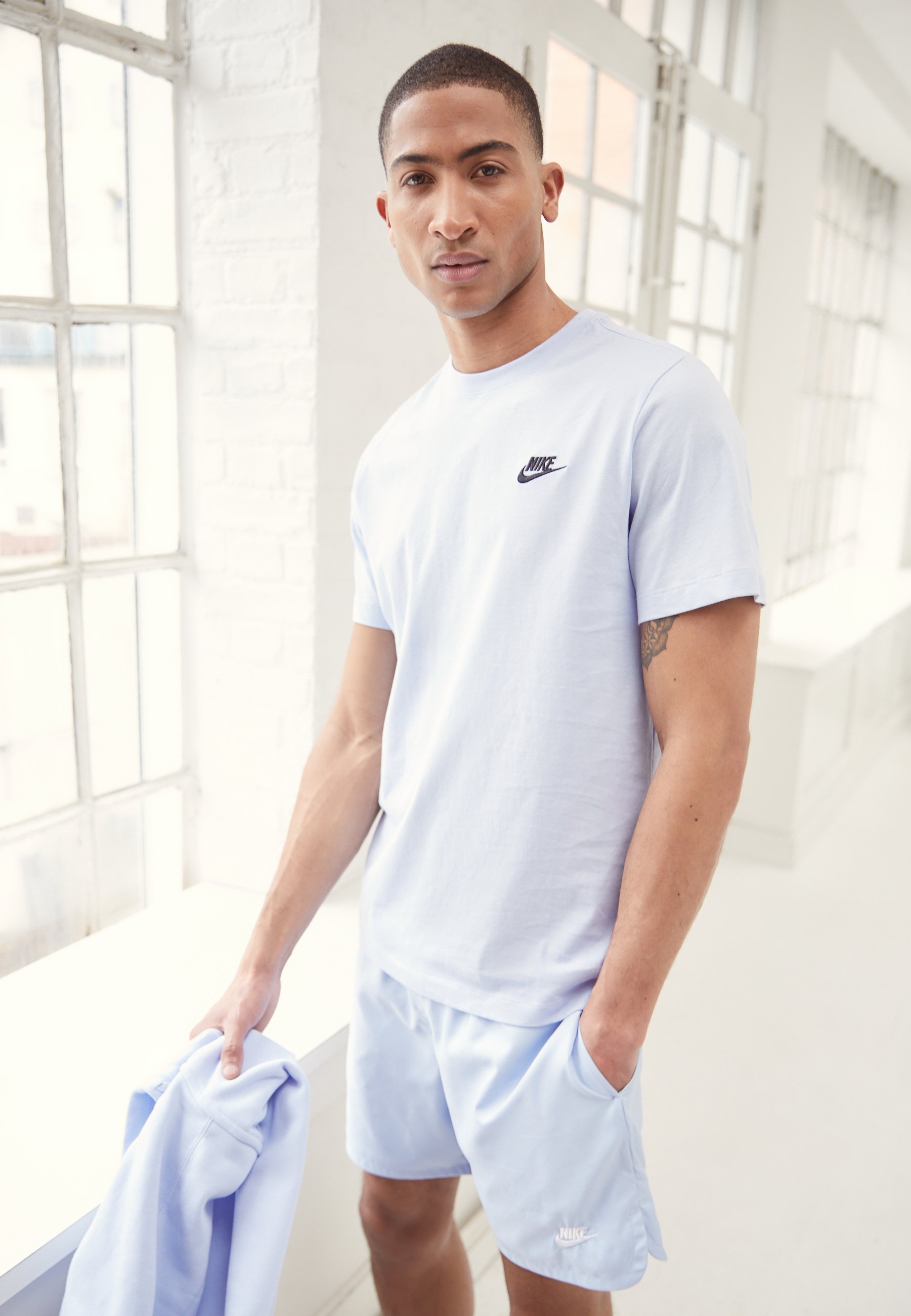 Nike Sportswear CLUB TEE - T-shirt basic - light marine/celeste - Zalando.it