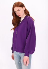 DreiMaster Bomber bunda - dunkellila