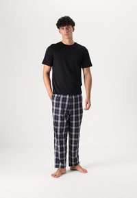 Jack & Jones JACLUCA TEE AND PANTS GIFTBOX - Pyjama - black