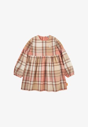 Langärmeliges Kleinkindkleid mit rosa-beigem Karomuster, geraffter Taille und kleinem, gesticktem Bärenmotiv auf der Brust.