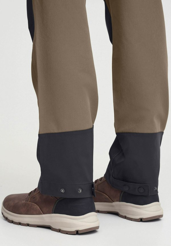 NBAVAN M - Trousers4