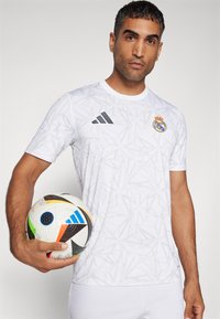 adidas Performance REAL MADRID PRE-MATCH - Klubska moštva - white/clear grey