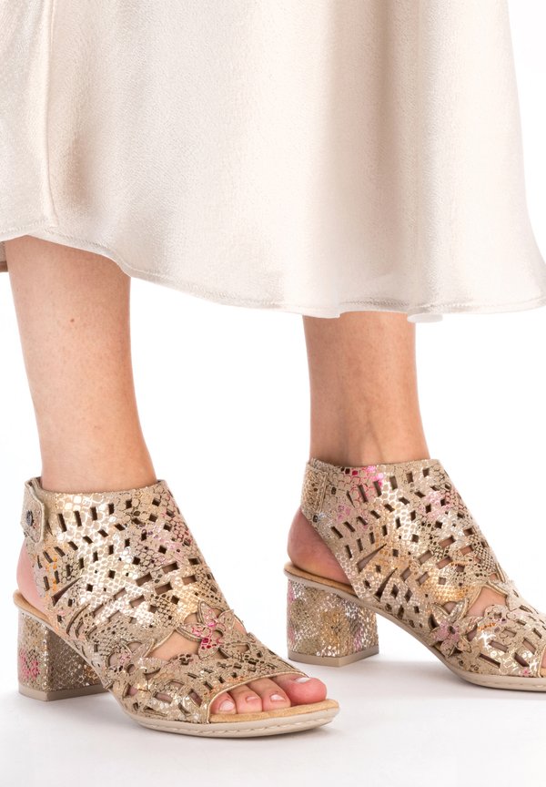 Schaftsandale - bunt