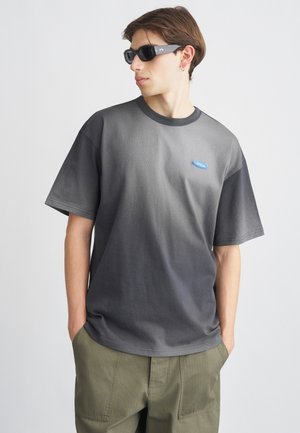 TEE WASH - Μπλουζάκι με στάμπα - anthracite