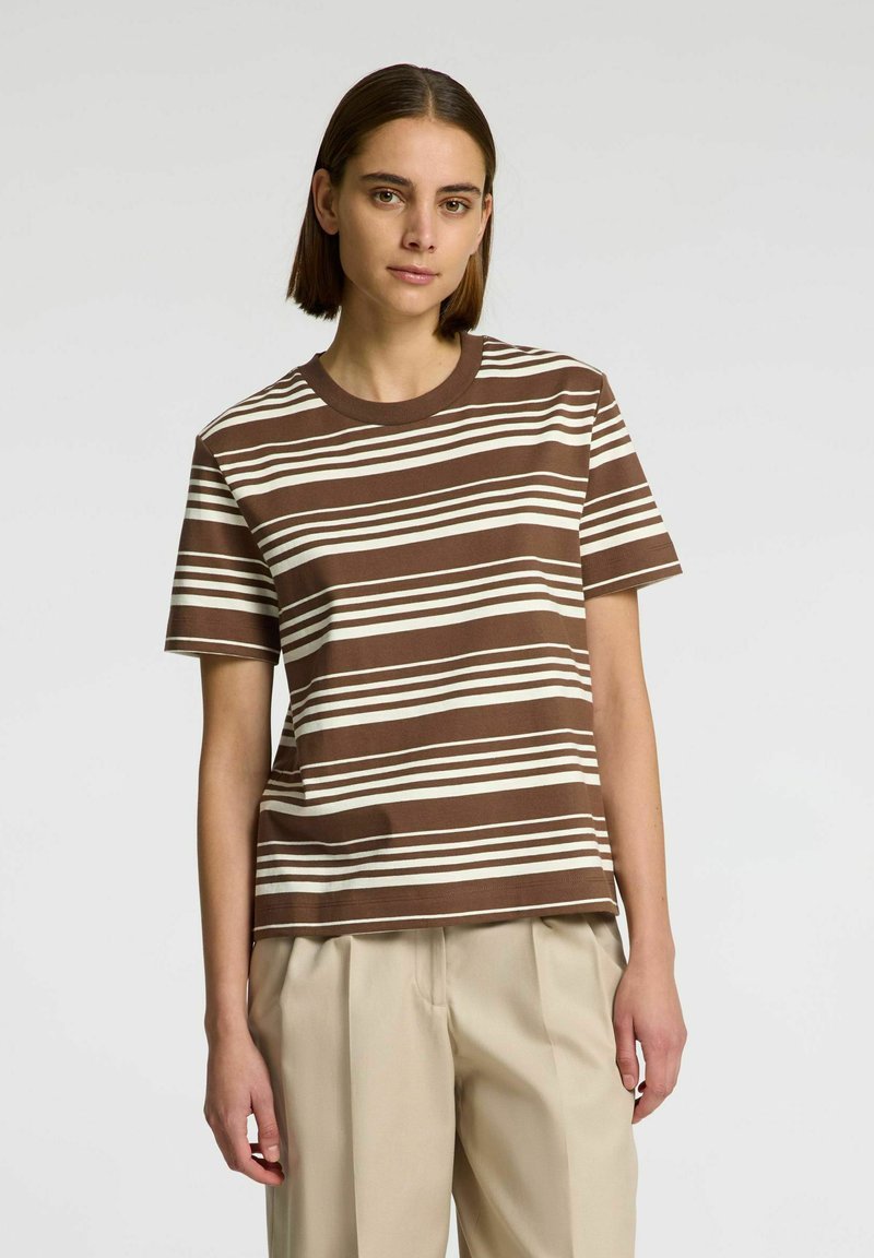 Selected Femme Apdrukāts T-krekls - chestnut