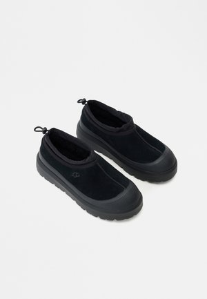 TASMAN HYBRID UNISEX - Jalga libistatavad jalanõud - black