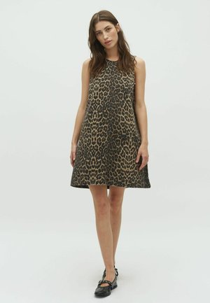 Ärmelloses Kleid mit Leopardenmuster in leicht ausgestellter A-Linie, aus glattem Stoff gefertigt, mit rundem Ausschnitt und einem Saum oberhalb des Knies.