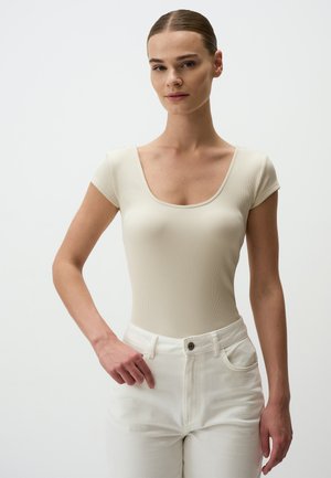 SLIM FIT SHORT SLEEVED U NECK - T-Shirt basic - stoned