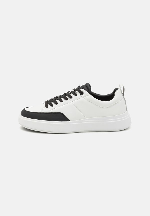LOW TOP LACE UP - Sneaker low