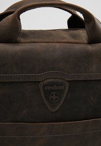 Strellson HUNTER - Aktovka - dark brown