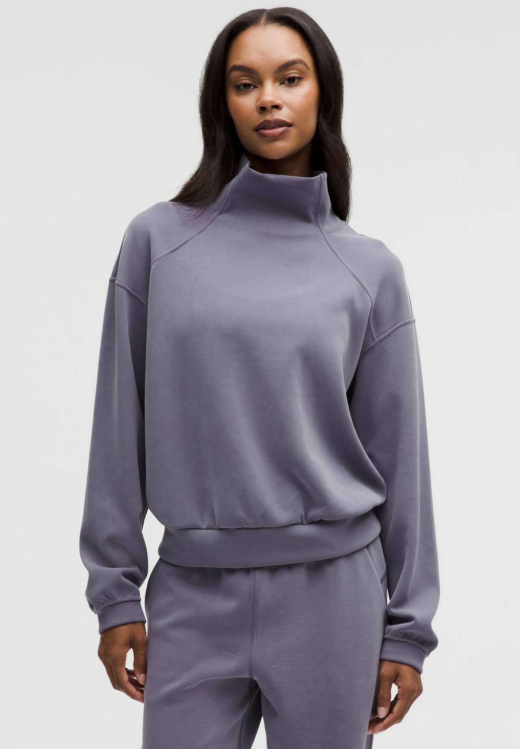nike yoga core essential funnel neck pullover
