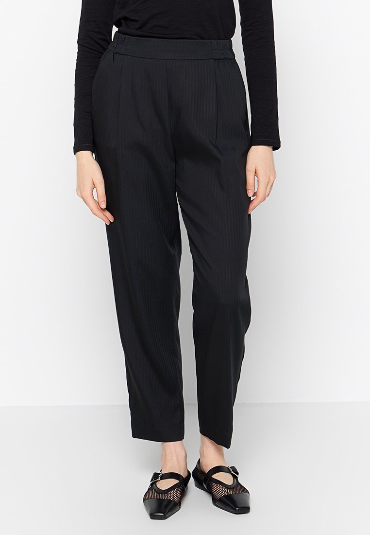 Sisley Pantaloni nero
