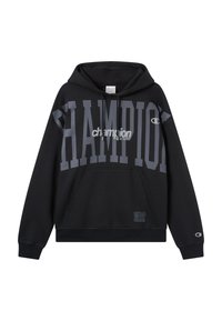Sudadera negra con gran texto y logo en gris "CHAMPION". Presenta un bolsillo canguro, capucha con cordón, puños y dobladillo acanalados. Etiqueta de tamaño visible.